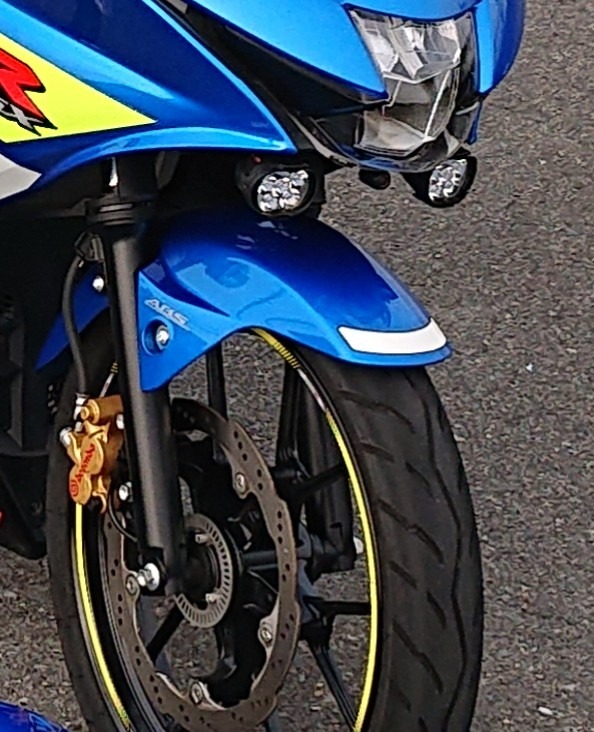 新品正規品／才谷屋ファクトリー TZR50R フロントフェンダー 仕様 白ゲル 才谷屋Factory FRPフロントフェンダー のパーツレビュー