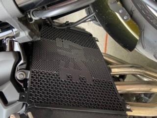 ヨシムラ（YOSHIMURA） ラジエターコアプロテクター カラー：Black