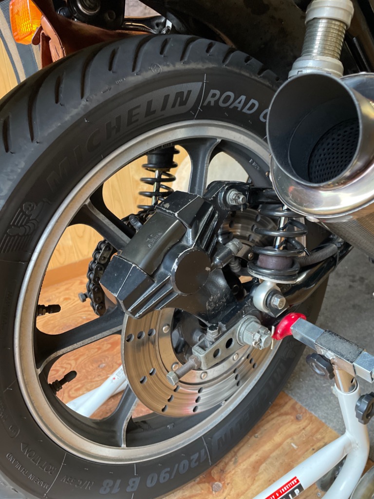 ミシュラン MICHELIN ROAD CLASSIC【120/90 B18 M/C 65V TL