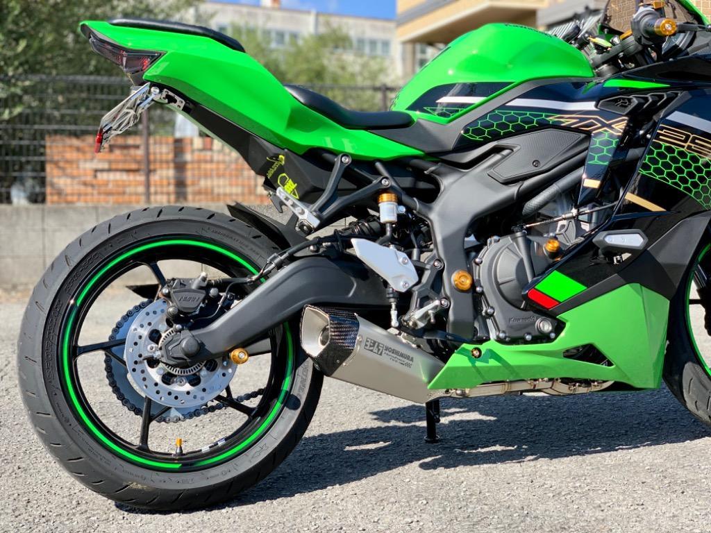 YOSHIMURAヨシムラ HEPTA FORCE TSS レーシングサイクロン Webike | YOSHIMURA ヨシムラ HEPTA FORCE TSS レーシングチタン