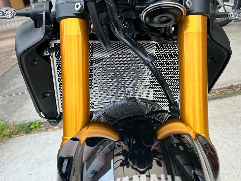 xsr900 ラジエーターカバー　SP忠男 SP忠男 スペシャルパーツ忠男 ラジエターコアガード カラー