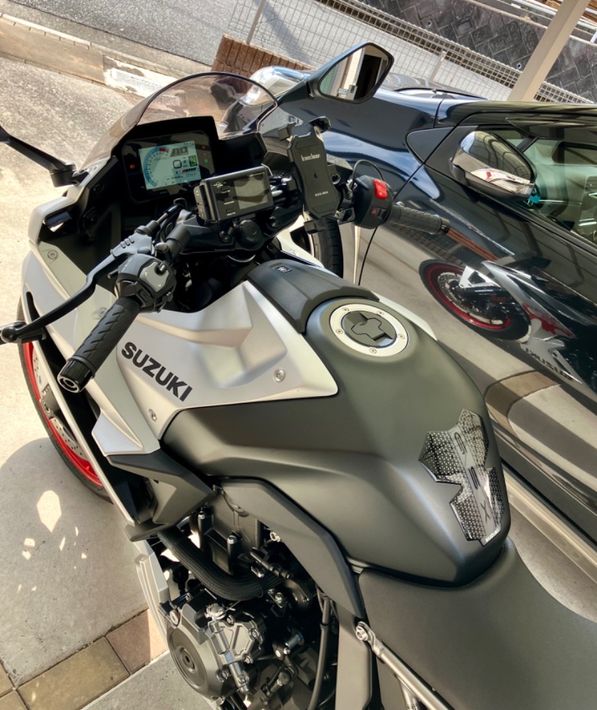スズキ SUZUKI タンクパッド GSX-8S GSX-8R タンク関連 外装