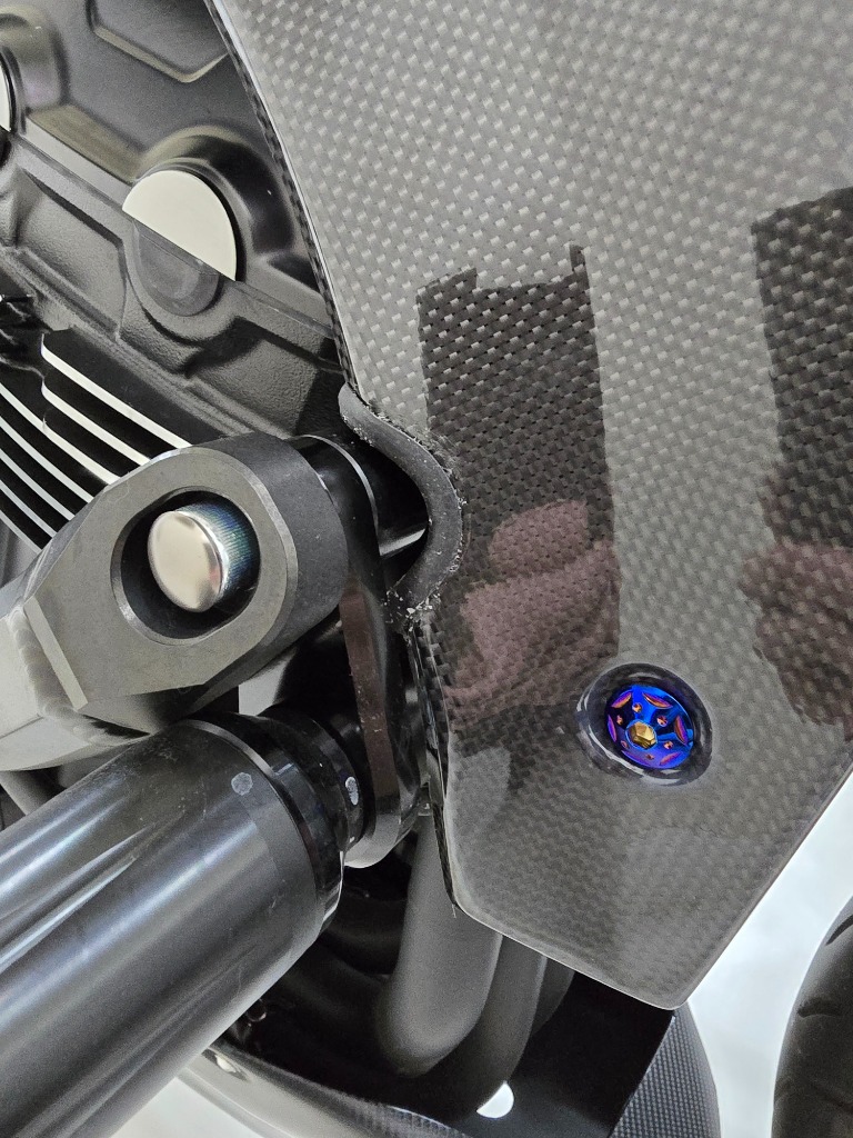 Z900RS マジカルレーシング　ラジエターシュラウド(左右) 2625941_2638.jpg
