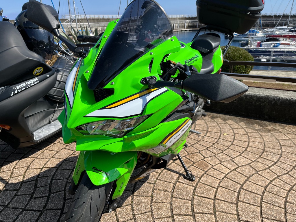 トリックスター / Ninja ZX-25R(21-25)/ZX-4R/RR(24-25