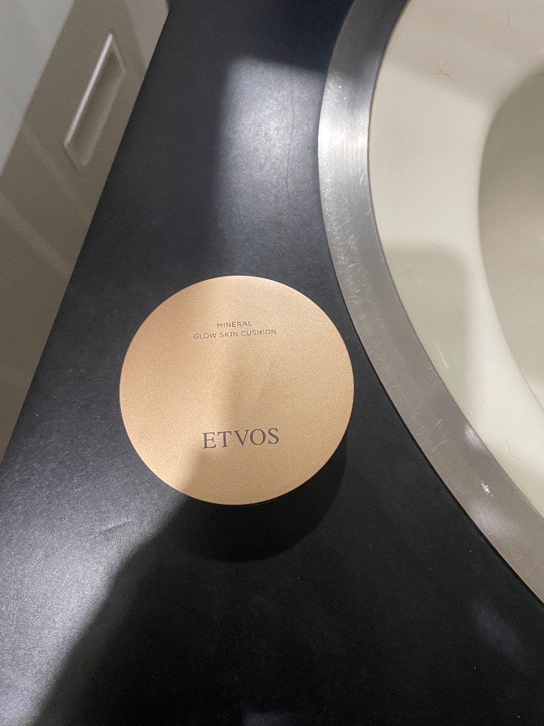 ETVOS（エトヴォス） ミネラルグロウスキンクッション（ケース＋パフ付