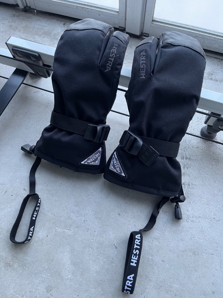 HESTRA ヘストラ スキーグローブ脱落防止 91881 HAND CUFF