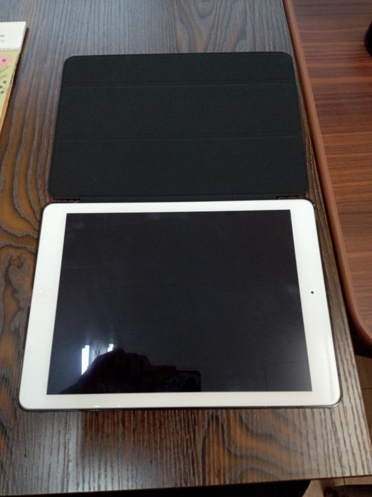Apple iPad Air Retinaディスプレイ Wi-Fiモデル 16GB MD788J/B 選べる 