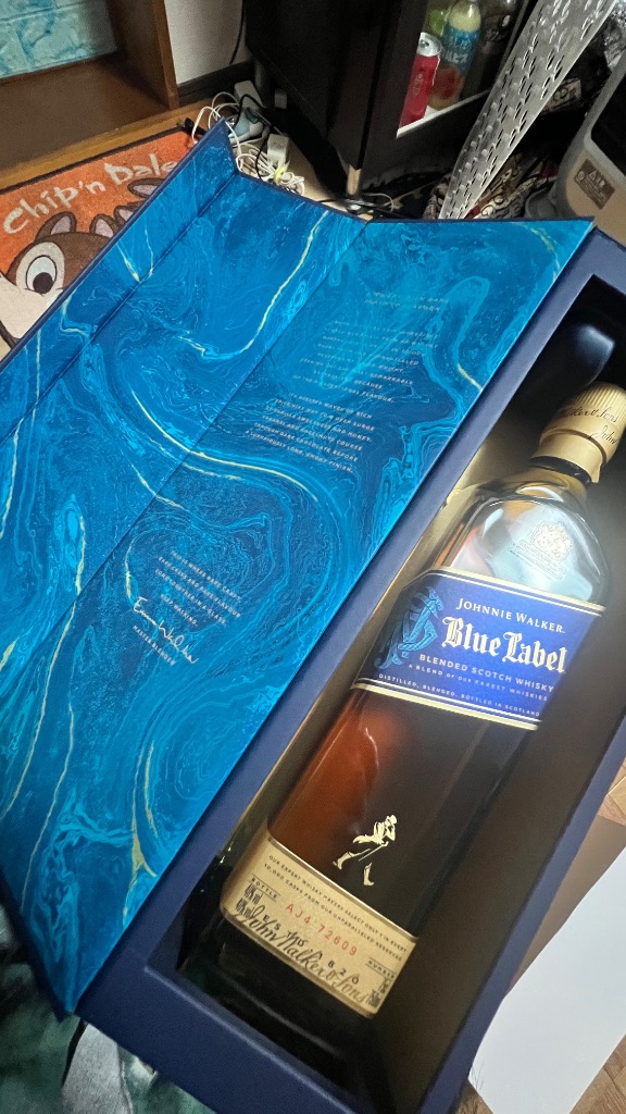 ジョニーウォーカー（JOHNNIE WALKER） ブルーラベル 40度 750ml 正規