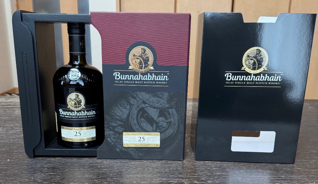 Bunnahabhain ブナハーブン 25年 700mlびん 1本 アイラモルト