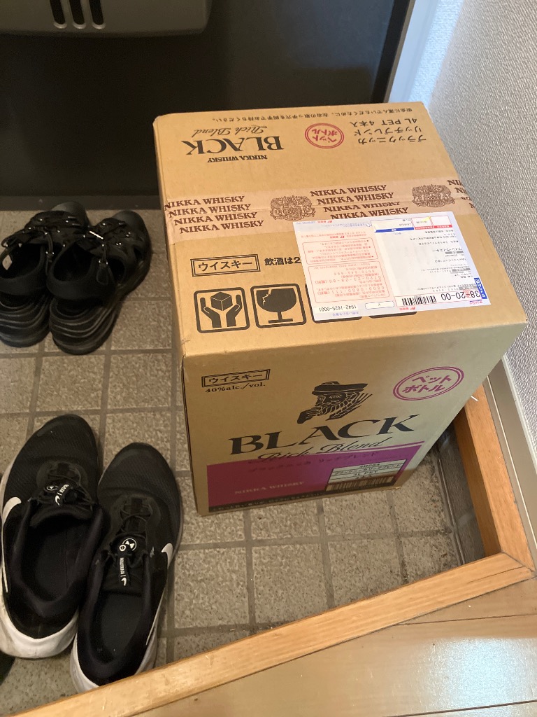 ブラックニッカ リッチブレンド 4L 4本セット 楽天市場】[大容量] ブラックニッカ リッチブレンド 4000ml 4L