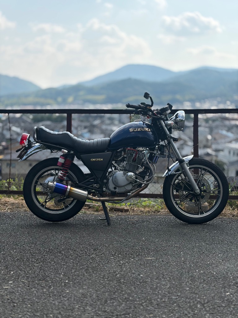 GN125 GN125H GN125-2F シート 座席 黒 タックロール : xcsヤフー店