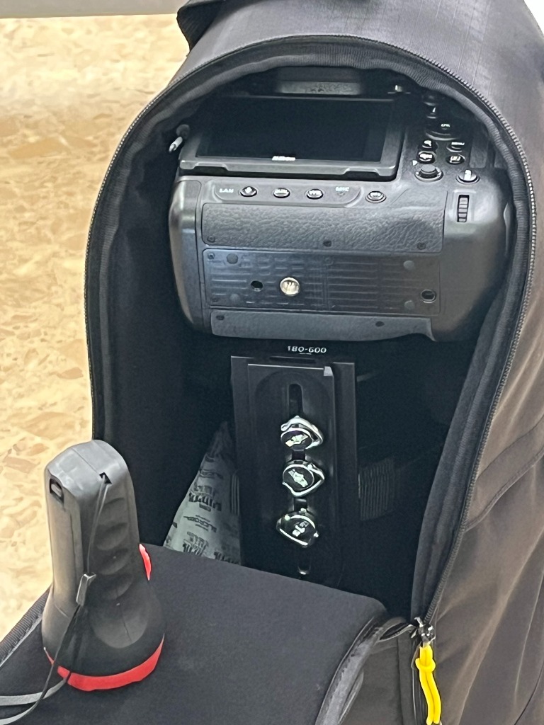 E204★　美品　ニコン　Nikon　レンズケース CL-L3 E204☆ 美品 ニコン Nikon レンズケース CL-L3 - メルカリ