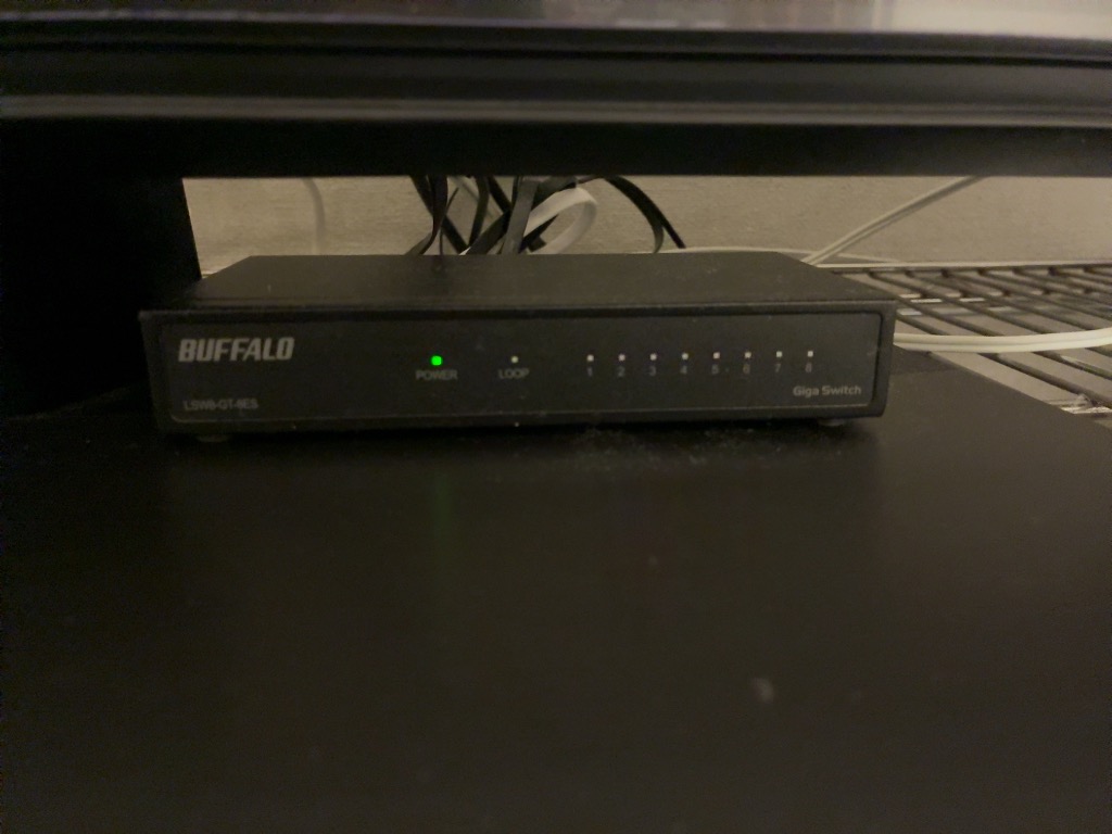 BUFFALO Giga 8ポート スイッチングハブ 電源外付け 金属筐体