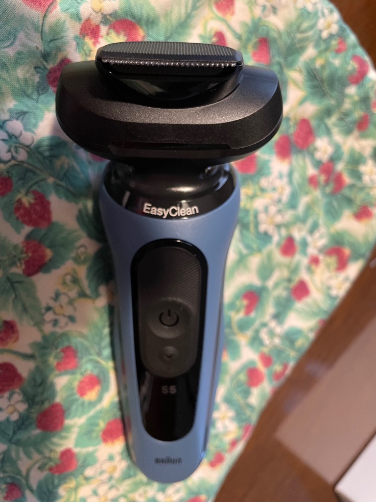 未使用 ブラウンシリーズ５ 電気シェーバー キワゾリトリマー52-M1200s 楽天市場】ブラウンシリーズ5 52-M1200s 電気シェーバー