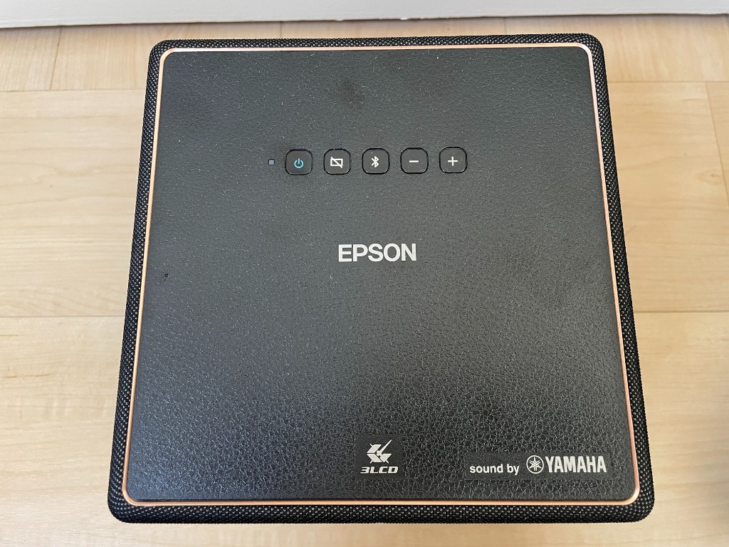 エプソン EF-12 （LCD方式 1000lm フルHD） dreamio プロジェクター