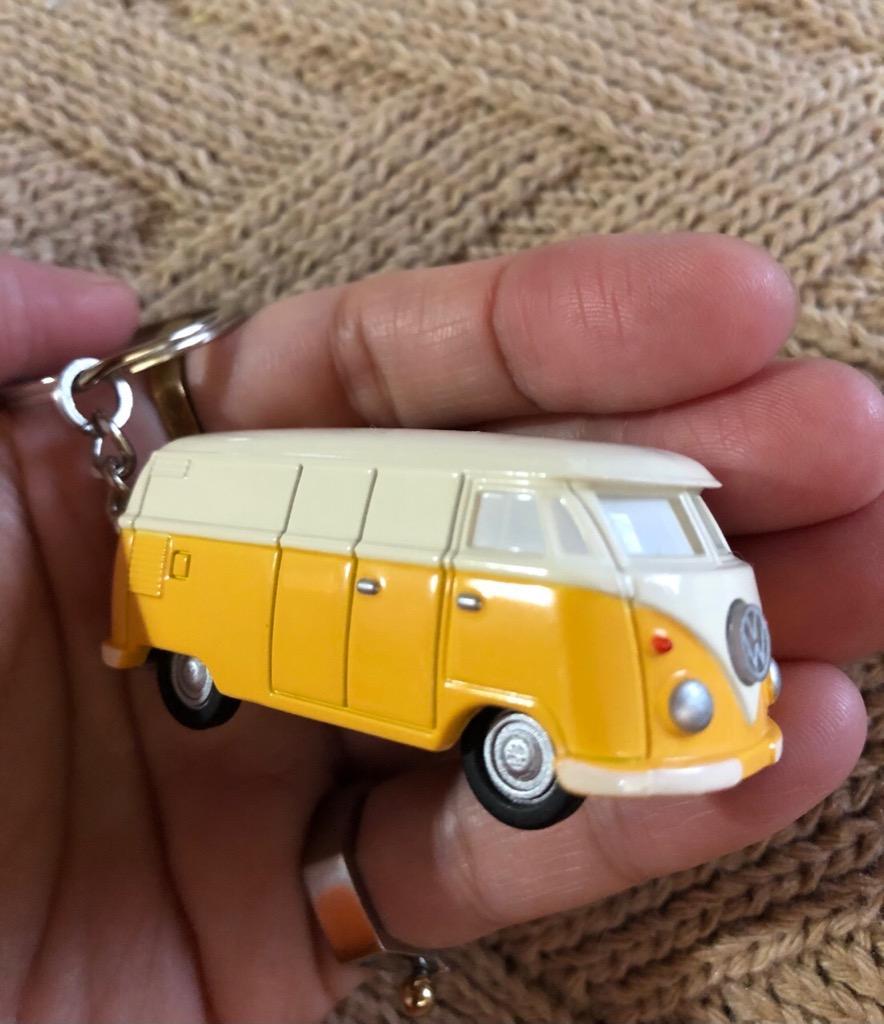 車型 キーホルダー ライト Volkswagen Type2 フォルクスワーゲン バス VW-BUS キーライト イエロー VWT68144 キーチェーン  ライト 定形外郵便発送 :VWT68144-TY:たからばこ - 通販 - Yahoo!ショッピング