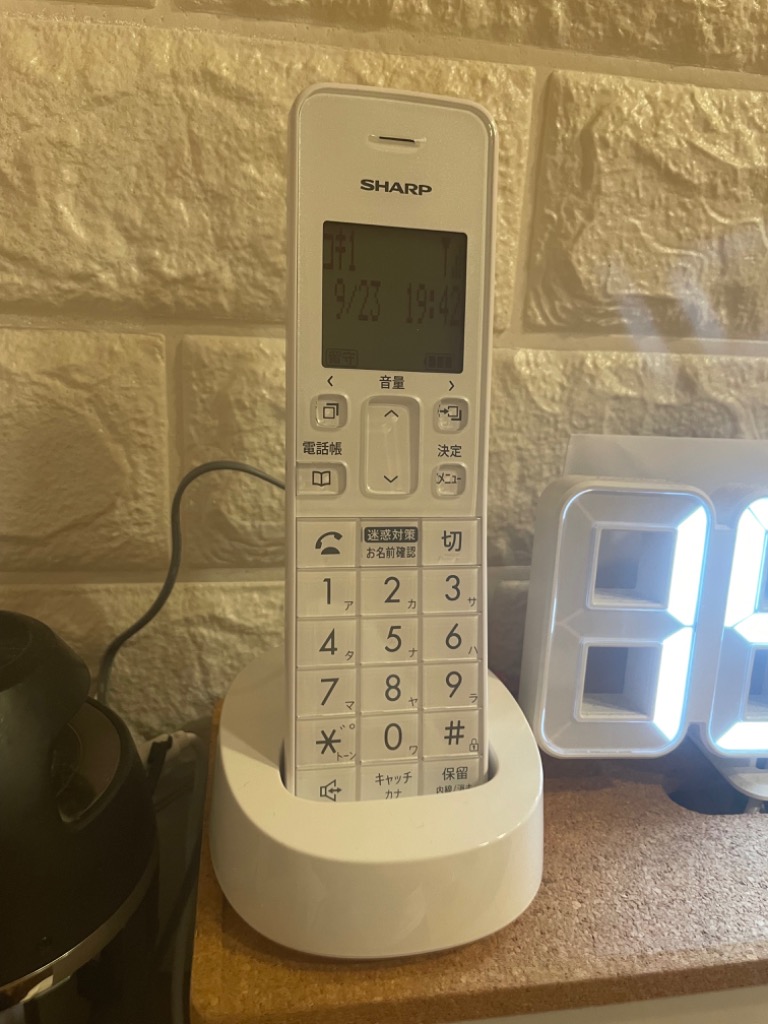 SHARP - SHARP　デジタルコードレス電話機　JD-SF3CL-W　ホワイト SHARP JD-SF3CL-W デジタルコードレス電話機 ホワイト JDSF3CLW
