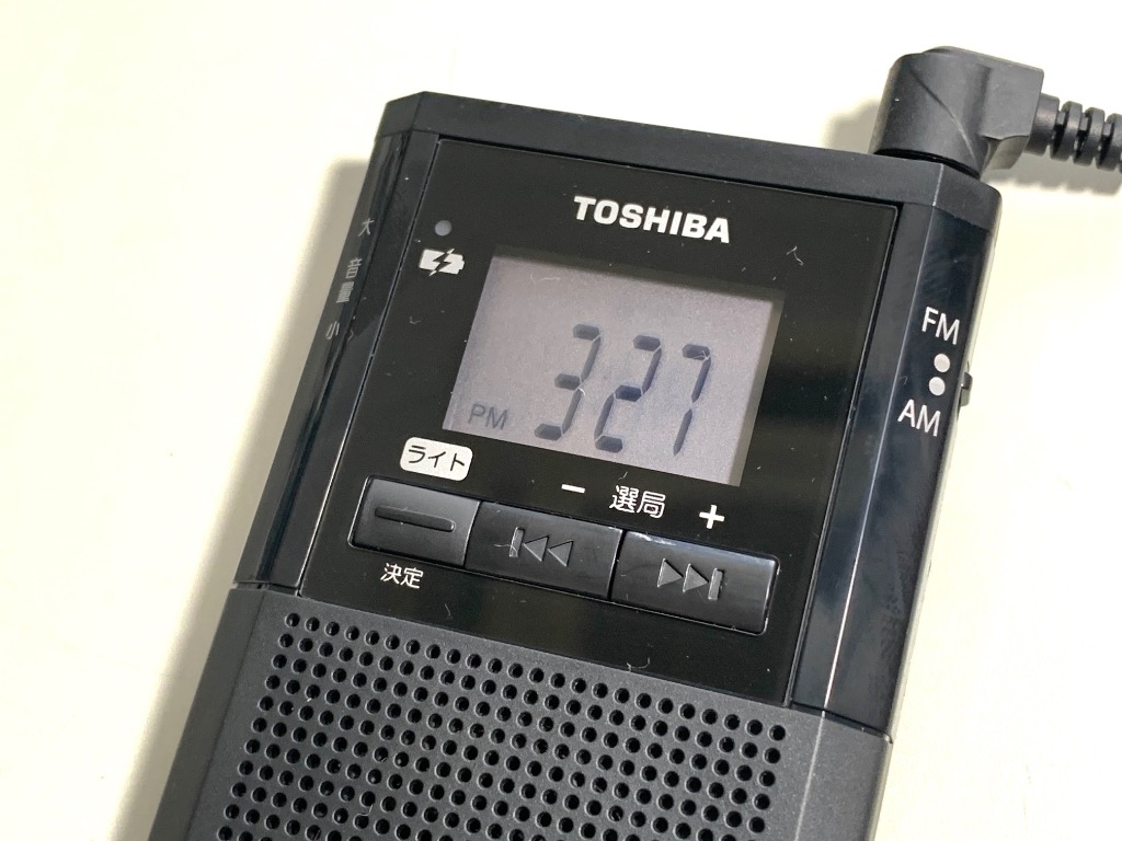 東芝（TOSHIBA） LEDライト付きポケットラジオ TY-SCR5(K)の