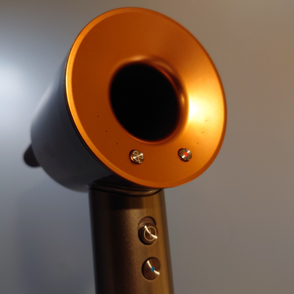 ダイソン HD08BNBC Supersonic ヘアドライヤー 速乾で髪をダメージから