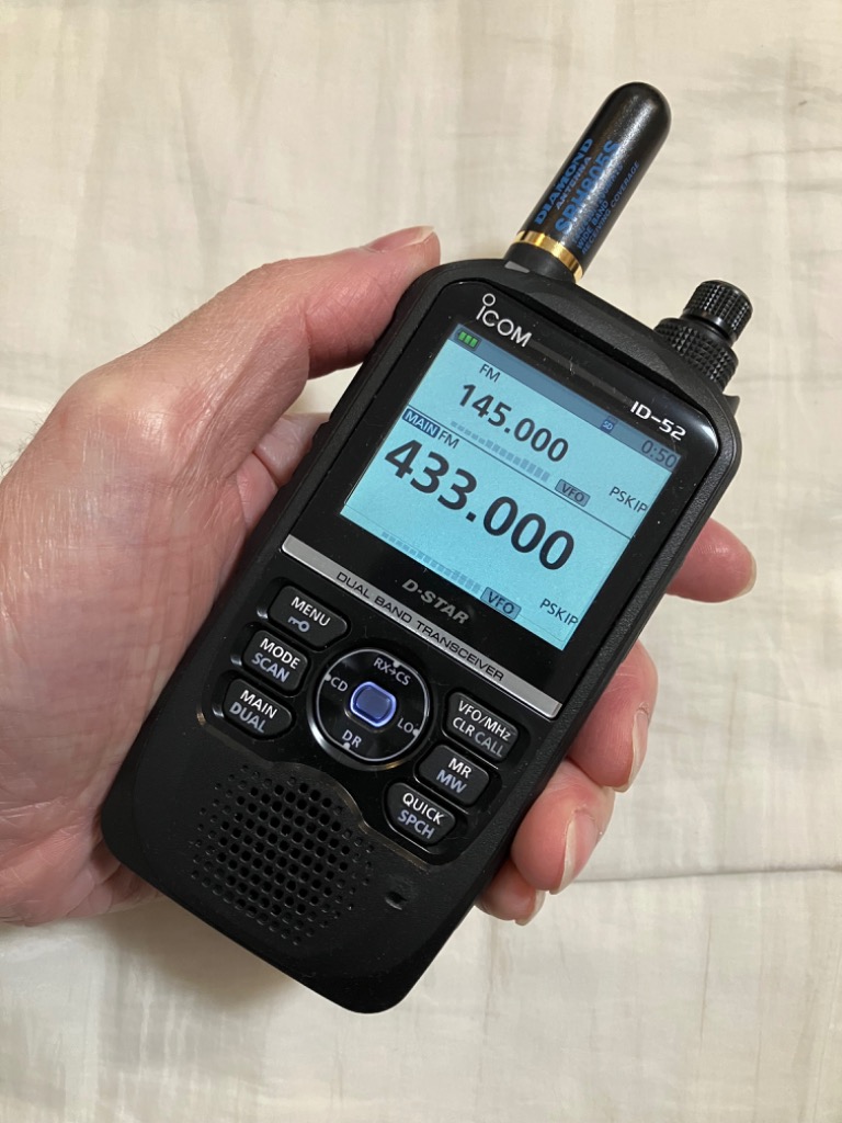 ID-52 144/430MHz デジタルトランシーバー(GPSレシーバー内蔵 