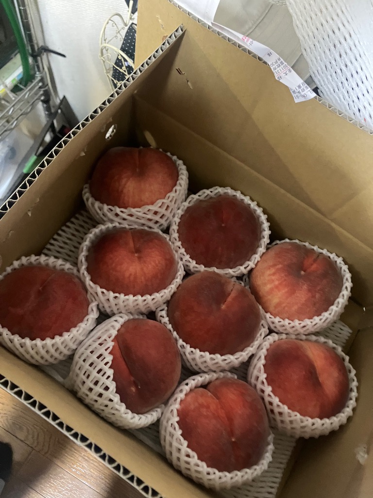 ご予約商品山梨の美味しい桃 なつっこ3kg 8-15個入り (農家産直