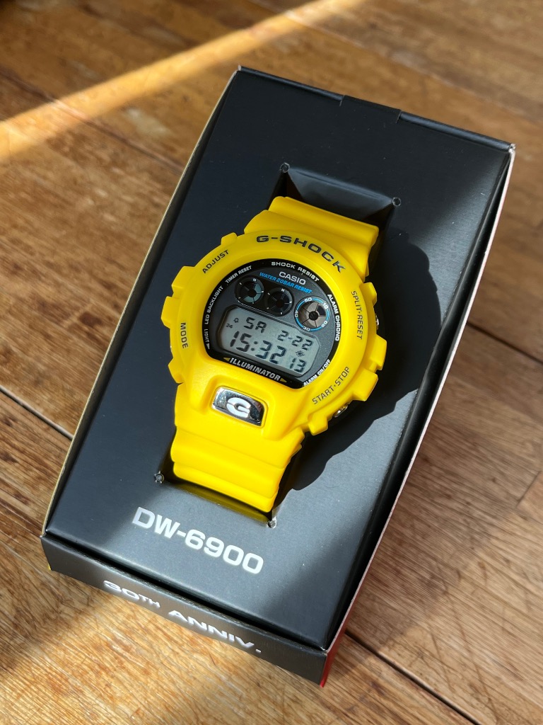 CASIO G-SHOCK DIGITAL 6900 SERIES 30周年モデル DW-6900TR-9JR