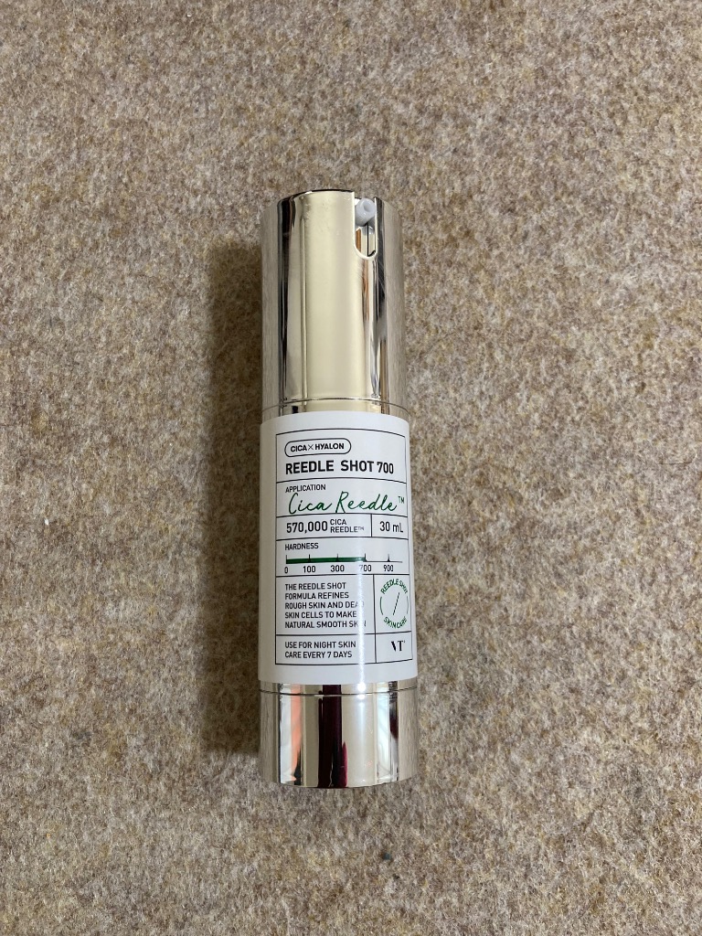 VT リードルショット 700 天然針 美容液 30ml シカ 導入液