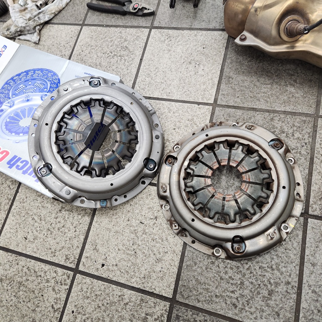 86 ハチロク ZN6 クラッチディスク クラッチカバー レリーズ