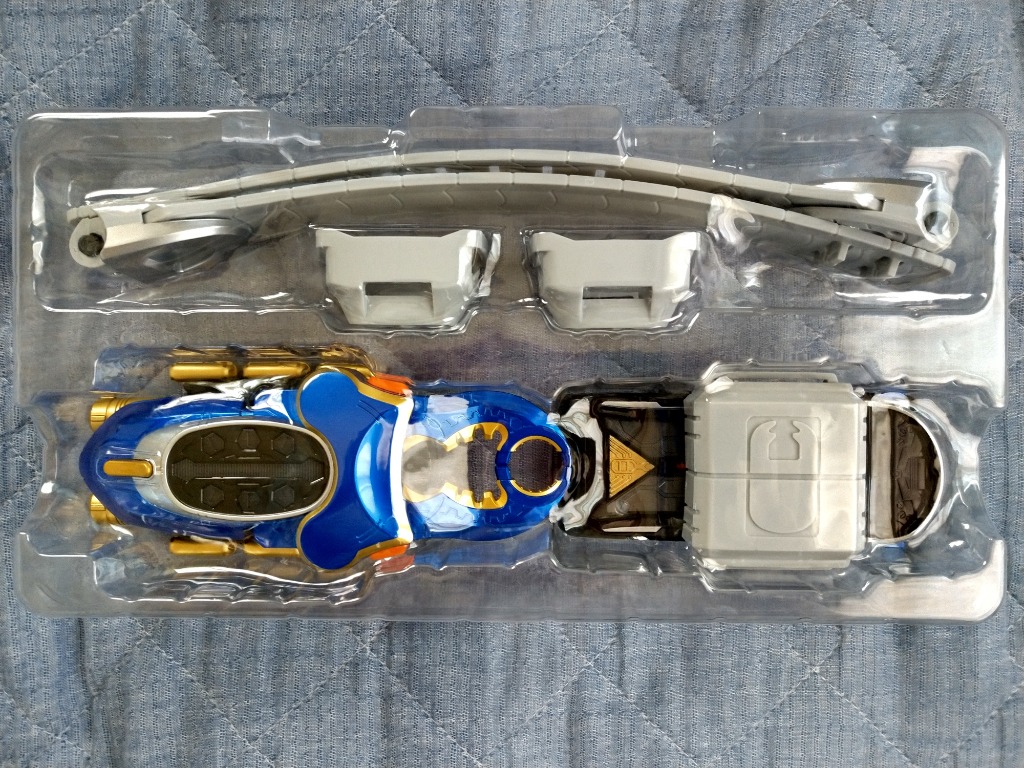 【新品・送料無料】癒されてください❣️ティンカーベル他6体セット 仮面ライダーカブト SUPER BEST 変身ベルト DXカブトゼクター