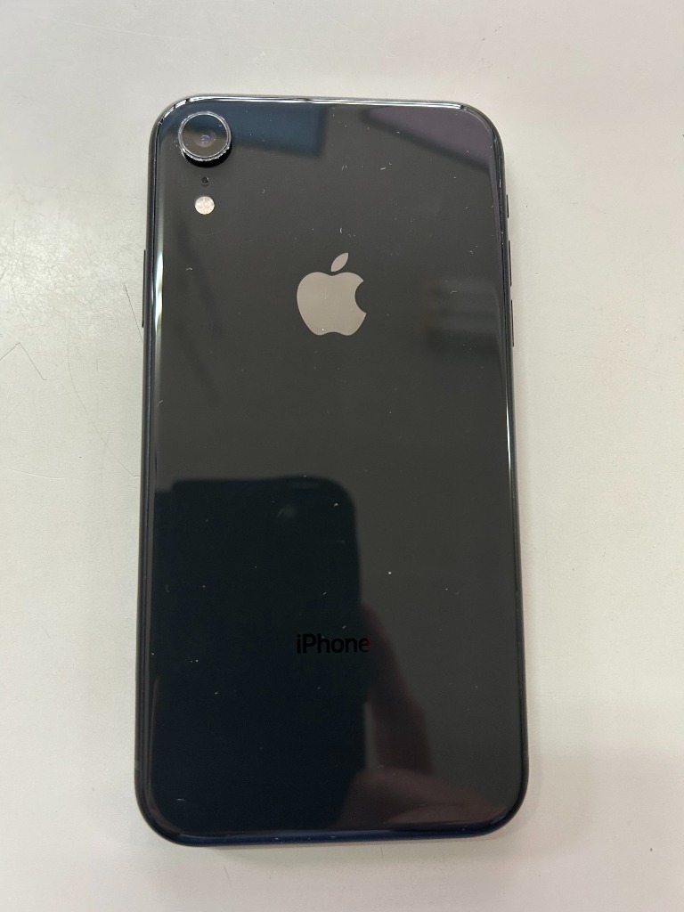 美品iphonexr 本体　64GB au SIMロック解除済】au iPhoneXR A2106 (MT062J/A) 64GB レッド