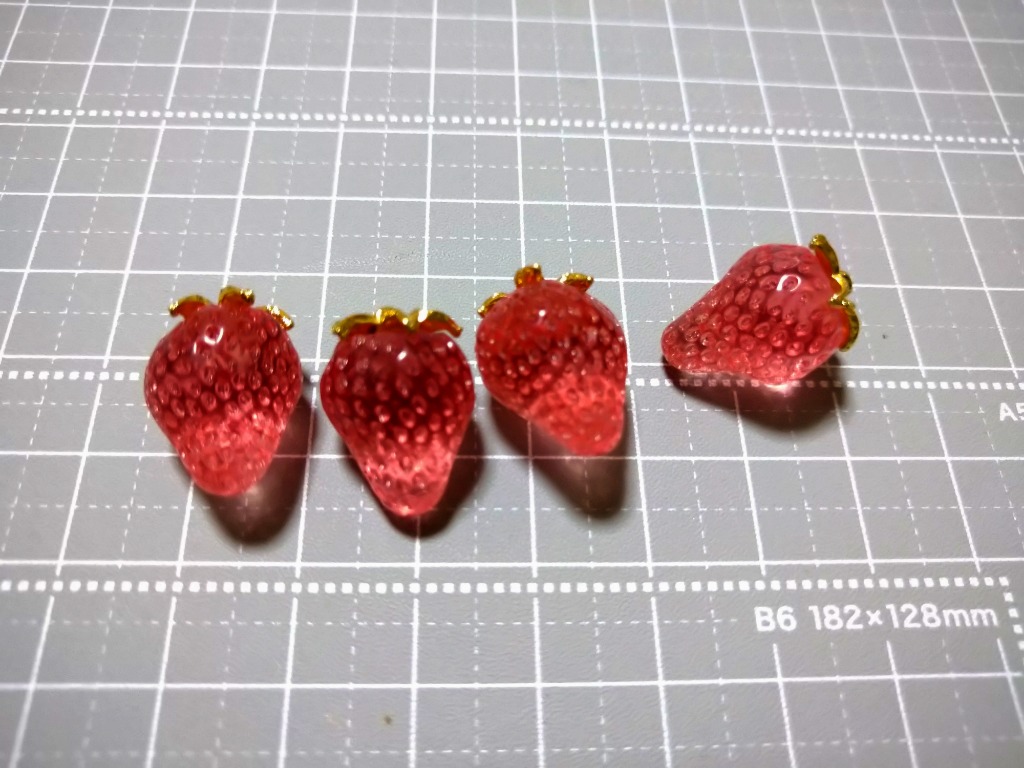 いちごチャーム イチゴ ストロベリー クリア いちご 苺 チャーム