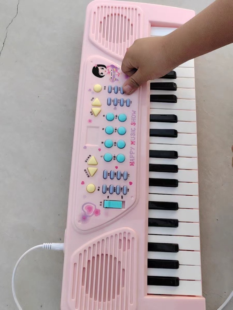 子ピアノ ピアノ おもちゃ おもちゃのピアノ 子供用 キッズ 光る