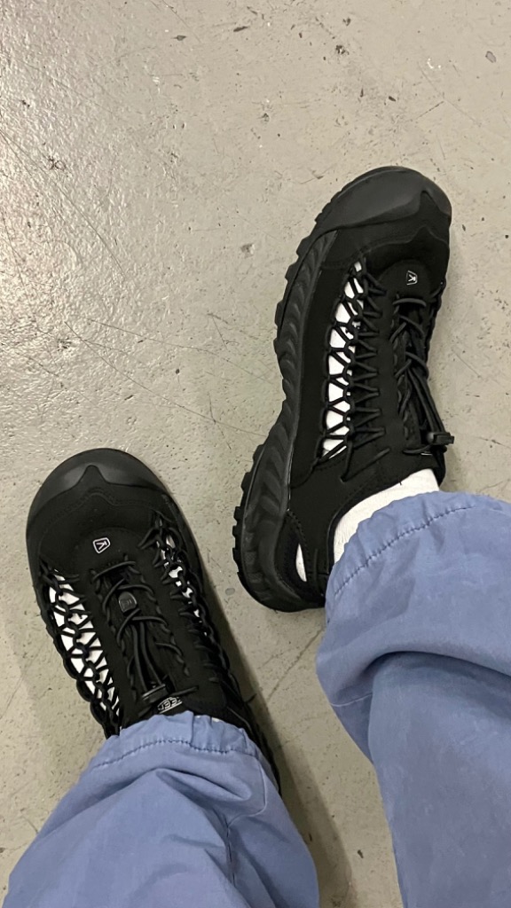 【新品、未使用】キーン スニーカー 1027285 メンズ ユニーク ネクシス KEEN キーン スニーカー メンズ ユニーク ネクシス 1027285