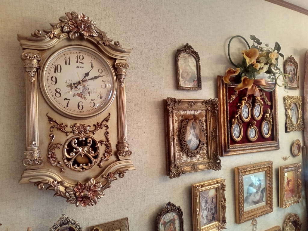 壁掛け時計 ウォールクロック ゴールド ホワイト振り子時計