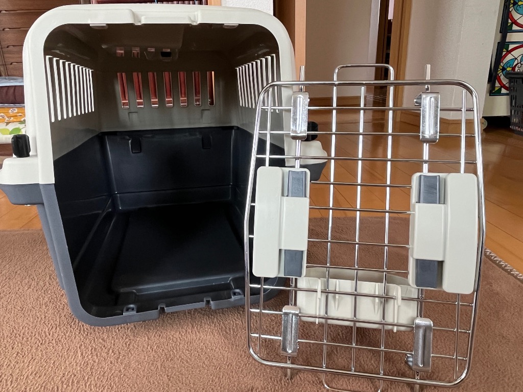 在庫僅少」Mサイズ ペットキャリー 犬用 猫用 ハードケース キャリー