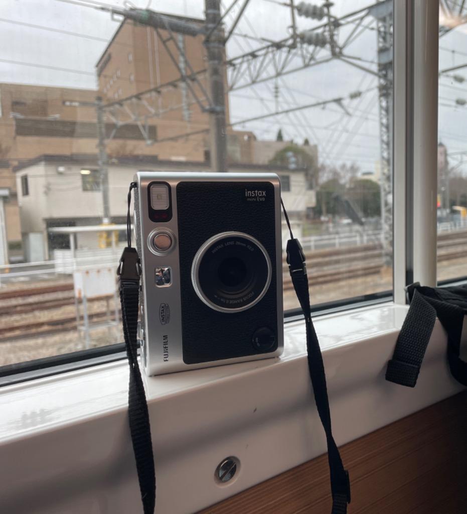 [12点セット] FUJIFILM チェキ Evo インスタントカメラ チェキフィルム カメラケース レンズキャップ他 色（ブラウン ...