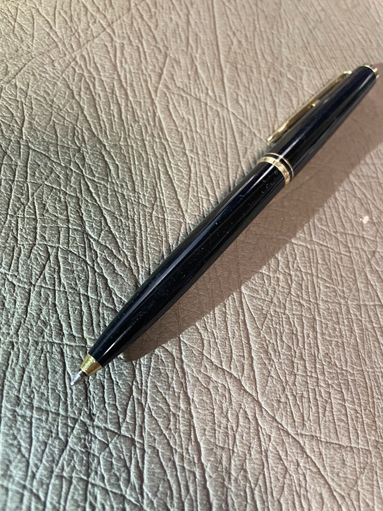 MONT BLANC ボールペン 黒 リフィル２本セット Amazon | MONTBLANC モンブラン ボールペン リフィル F(細字) 2