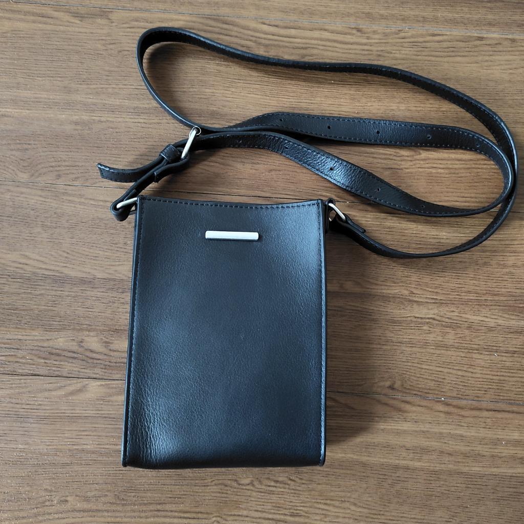 DEVICE ショルダーバッグ 本革 スクエア ミニショルダーバッグ