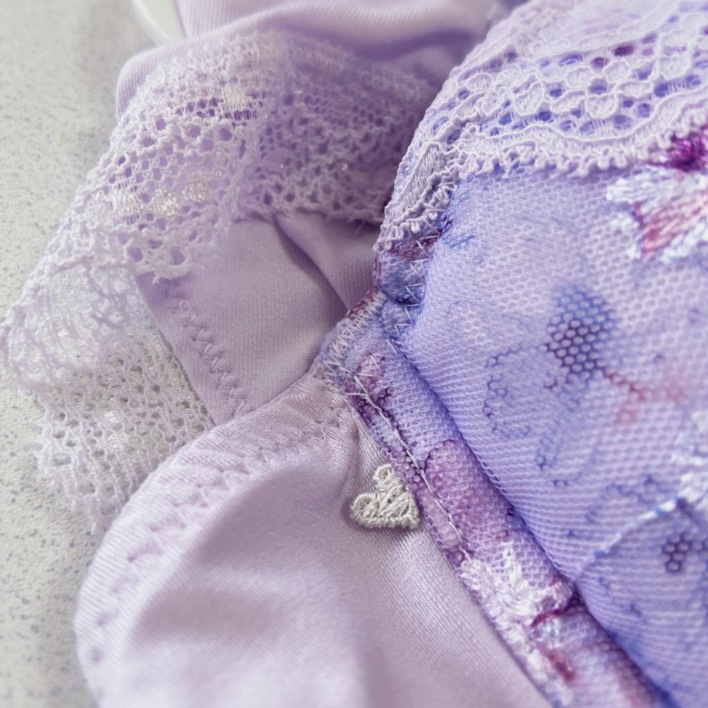 【美品】SECRET GARDENウエア上下セット AMOSTYLE ブラジャー ショーツセット 夢みるブラ ライト ブラ