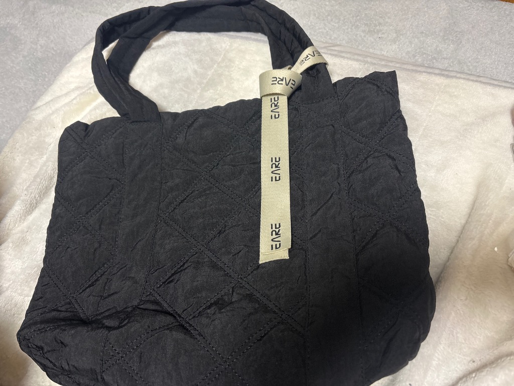 Lace Ladies トートバッグ リボン付きシワキルティングトート Lace Ladies トートバッグ リボン付きシワキルティングトート