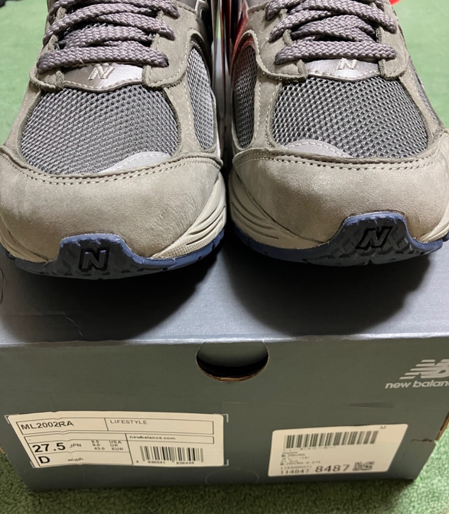 New Balance 2002r スニーカー 箱付き ニューバランス New Balance 2002R ホワイト 29 箱付き