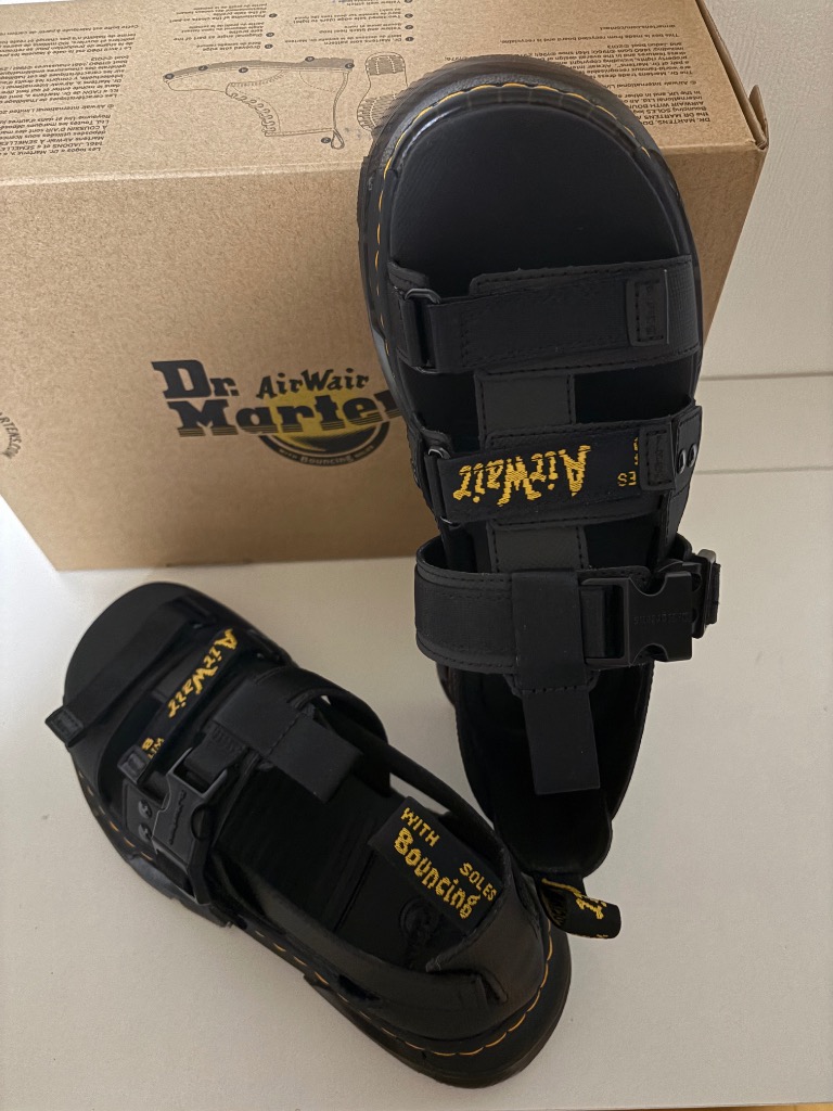 Dr.Martensサンダル　箱袋付き Dr.Martens（ドクターマーチン） サンダル PEARSON マルチストラップ