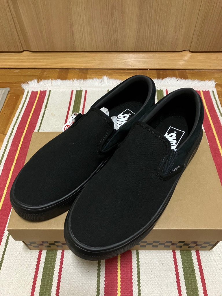 【VANS】 ヴァンズ SLIP ON HOVER BLACK/BLACK 国内発送 V98 HOVER SLIP ON HOVER BLACK/BLACK 674142-0002