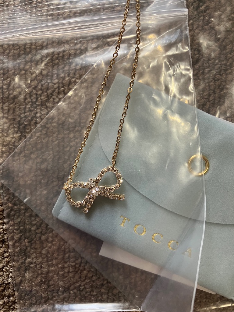 国内直営『TOCCA』GLITTER RIBBIN NECKLACE ネックレス トッカ TOCCA GLITTER RIBBIN NECKLACE ネックレス （シルバー