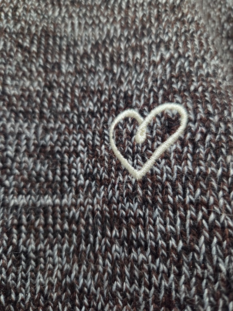FREAK'S STORE ニット セーター ワンポイントハート刺繍