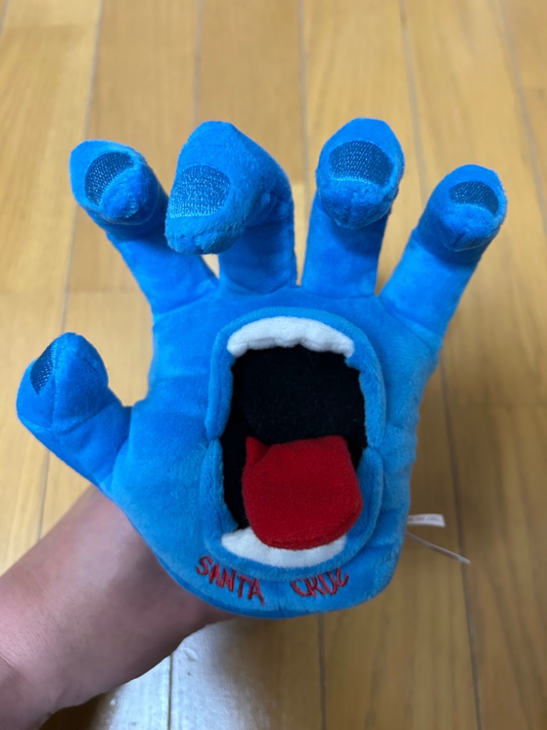 25cm未開封 NICIニキSANTACRUZサンタクルーズぬいぐるみフィギュア 限定販売】NICI × サンタクルーズ「スクリーミングハンド
