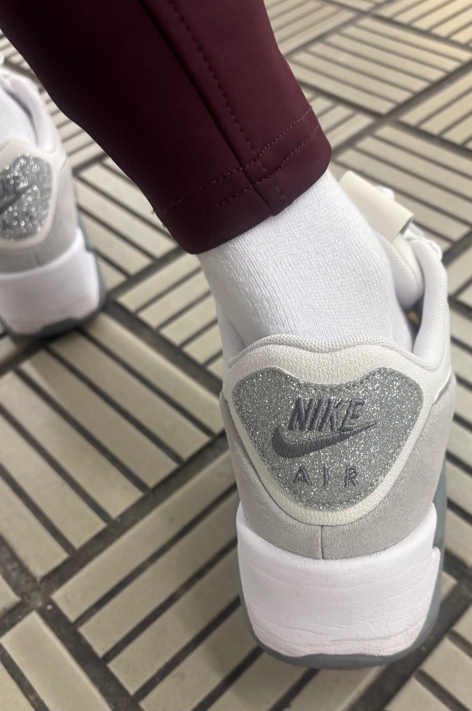 NIKE（ナイキ） スニーカー W AIRMAX 90 LV8 ウィメンズ エア マックス