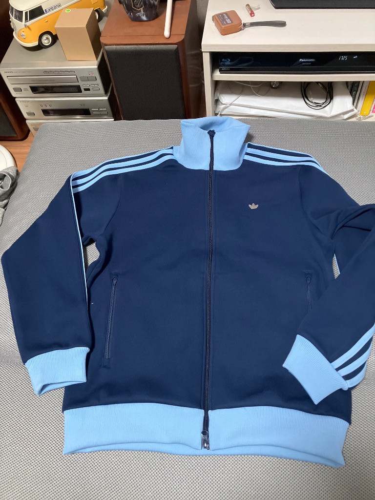 adidas ナイロンジャケット プレミアム トラックトップ