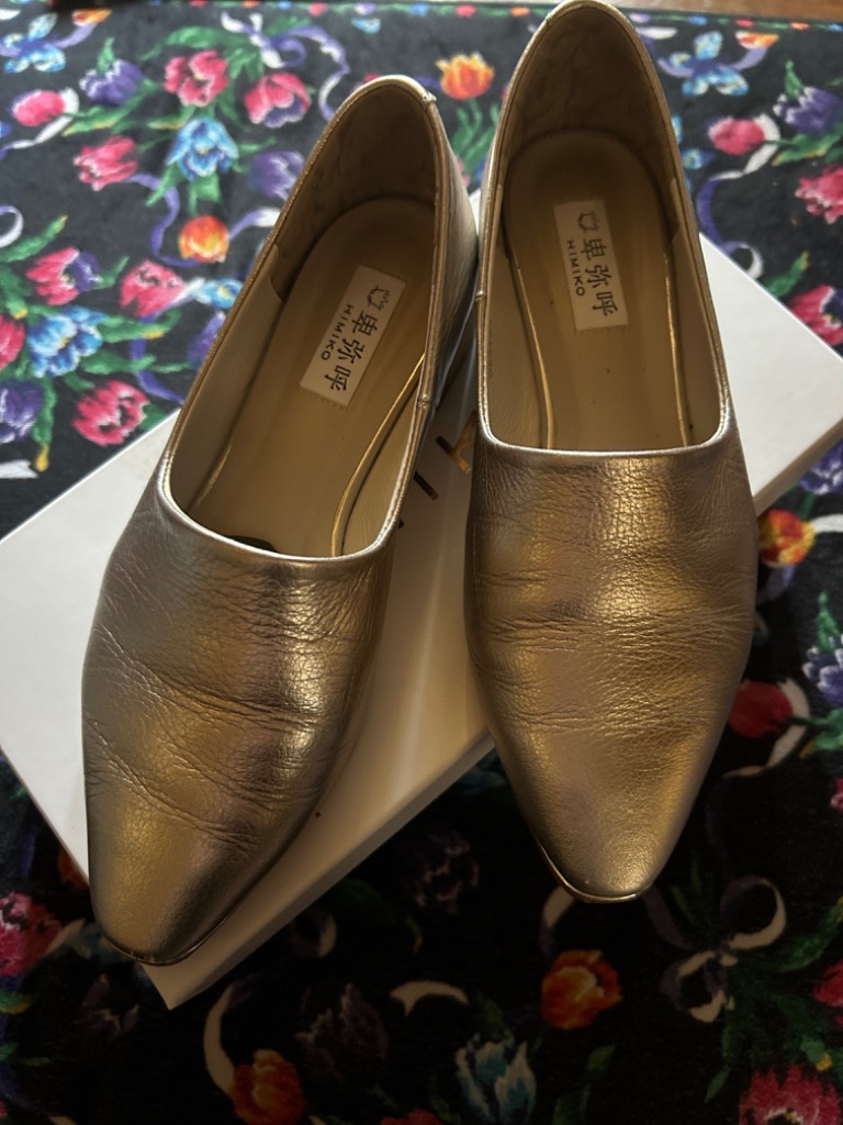 卑弥呼 パンプス 「Made in Japan」「卑弥呼」「撥水」メタル