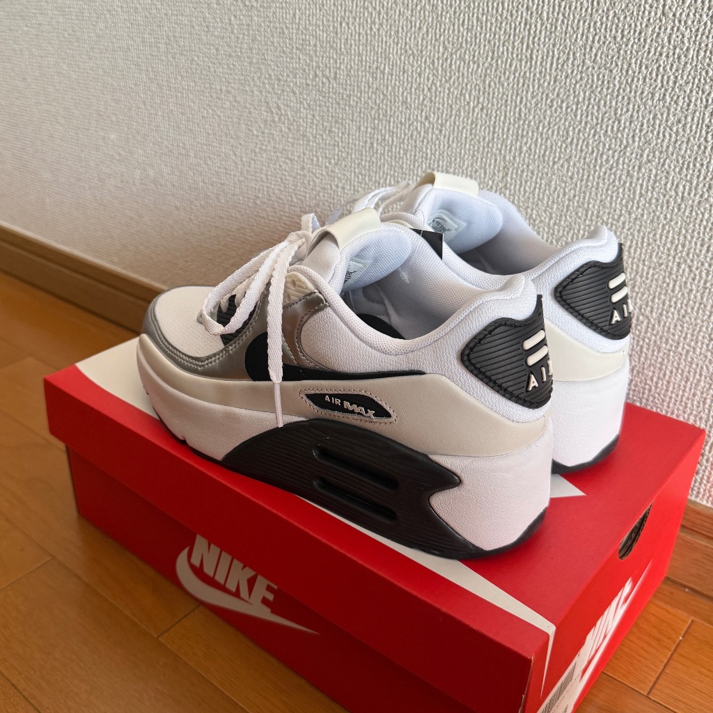 NIKE スニーカー ナイキ W AIRMAX 90 LV8 ウィメンズ エア マックス WIB0170 100WHT/BLK メンズ :  ZOZOTOWN Yahoo!店 - 通販 - Yahoo!ショッピング